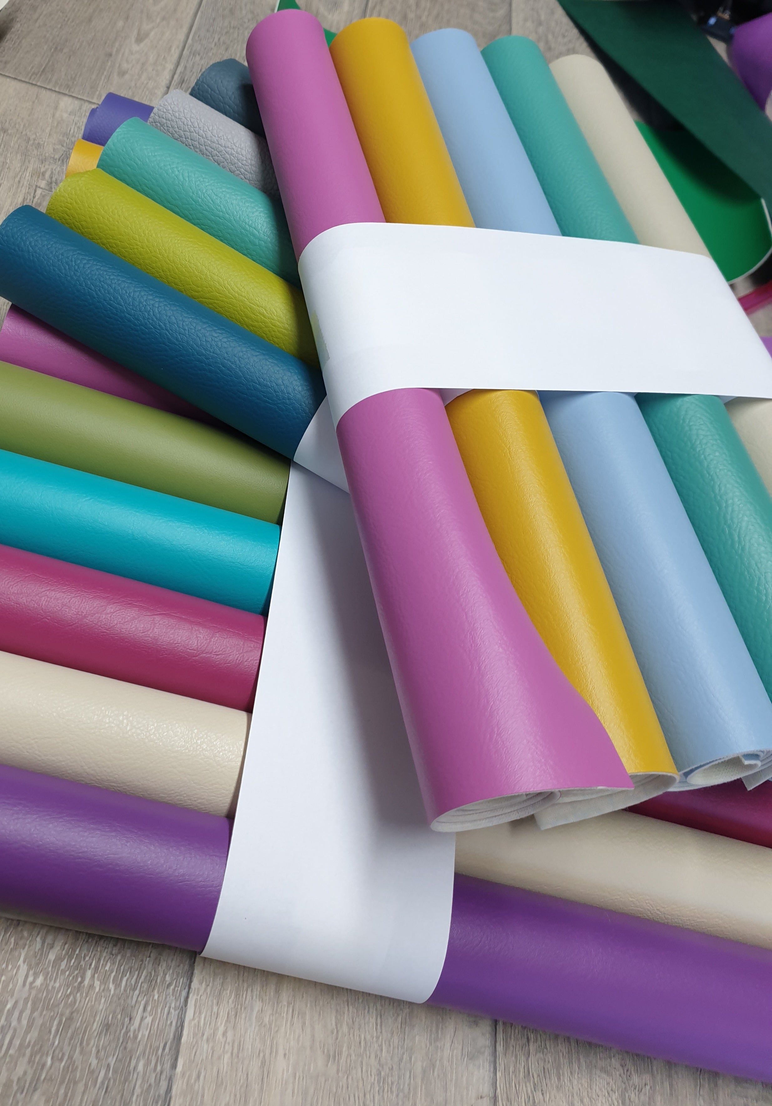 BARGAIN BUNDLES Ohh LaLa Fabric & Craft Supplies