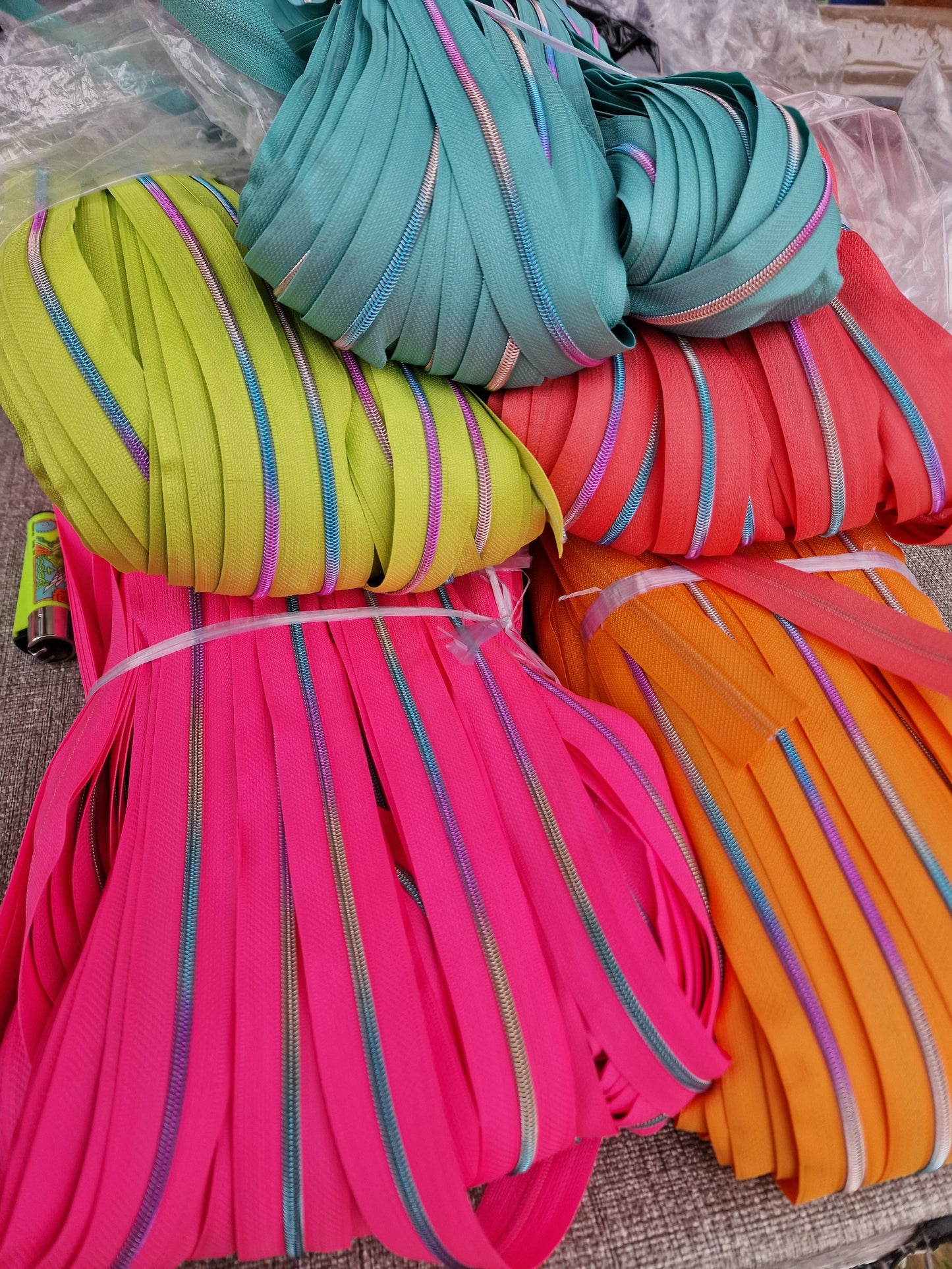 RANDOM pick 10 meters mixed zipper tape Bundle size 3#