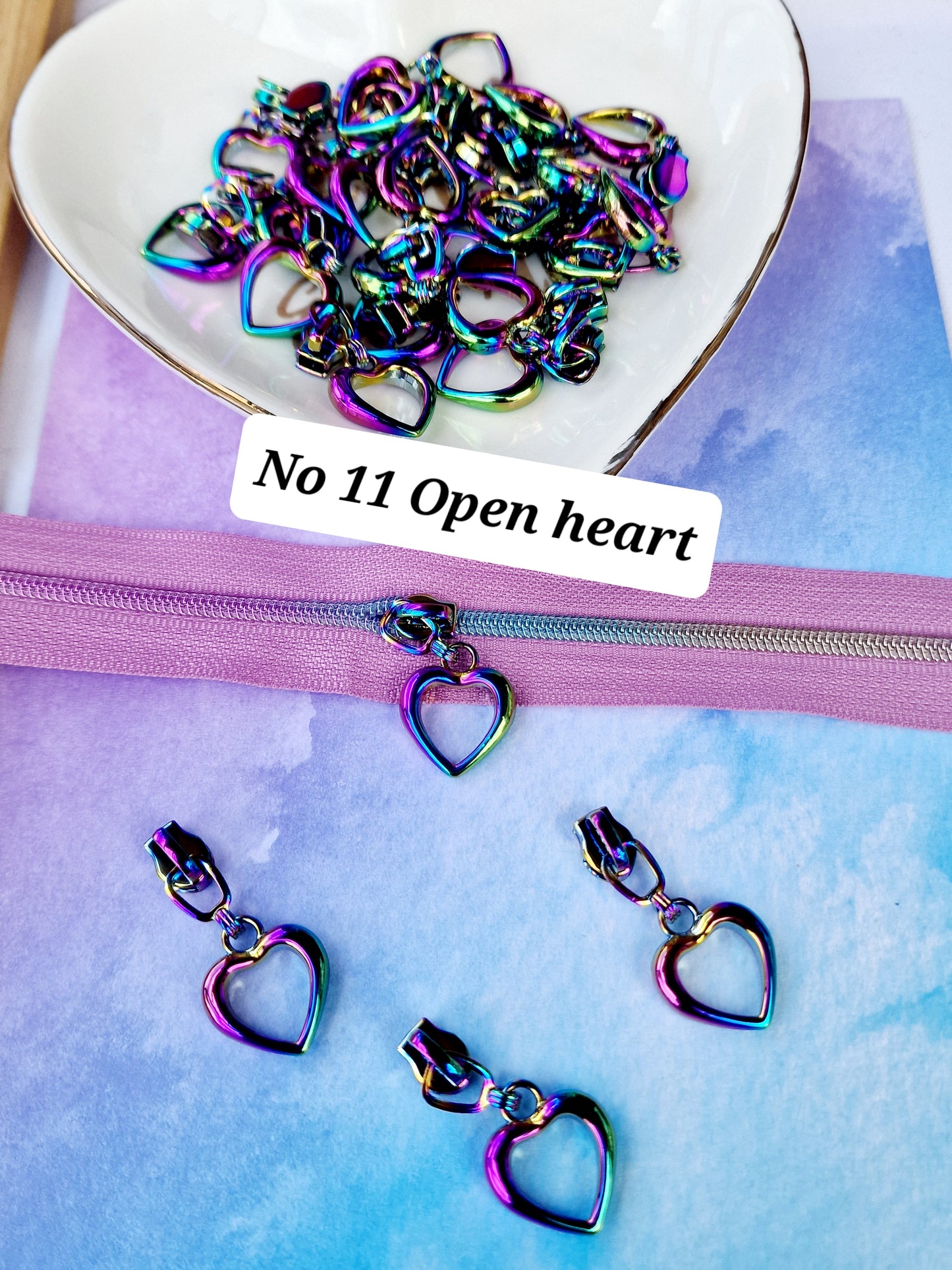 Size 3 zip pull OPEN HEART. RAINBOW OR SILVER