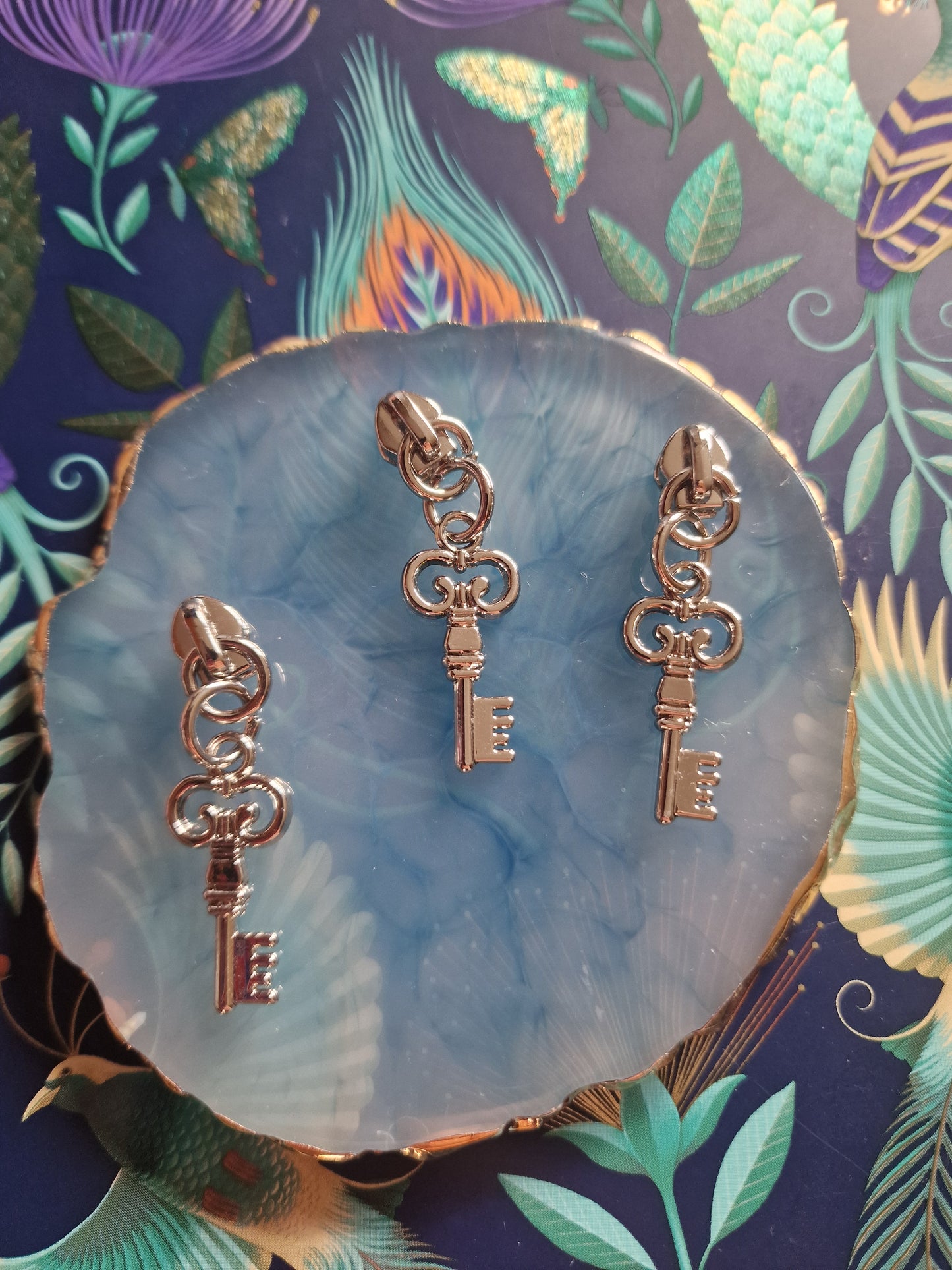 Size 3# zip pull FANCY KEY RAINBOW AND SILVER