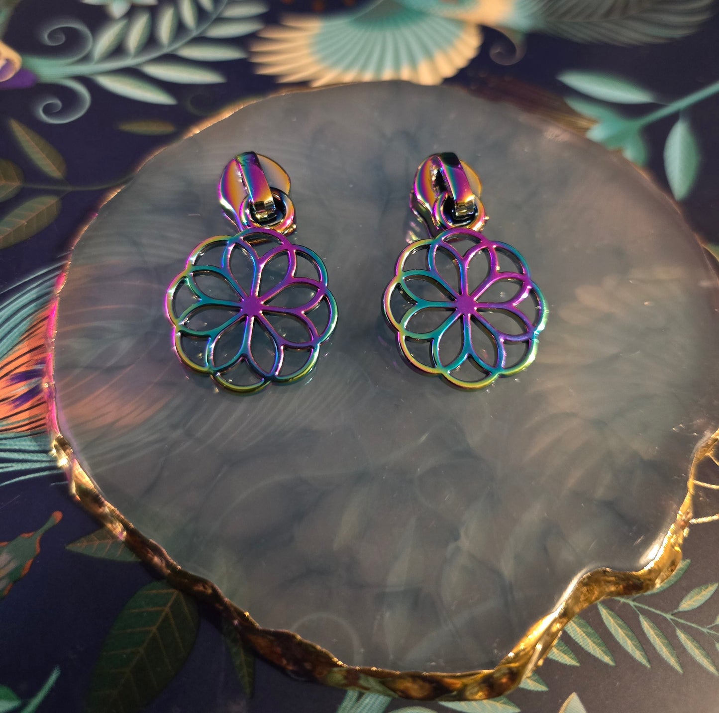 Size 5# rainbow FLOWER OF LIFE zipper pulls