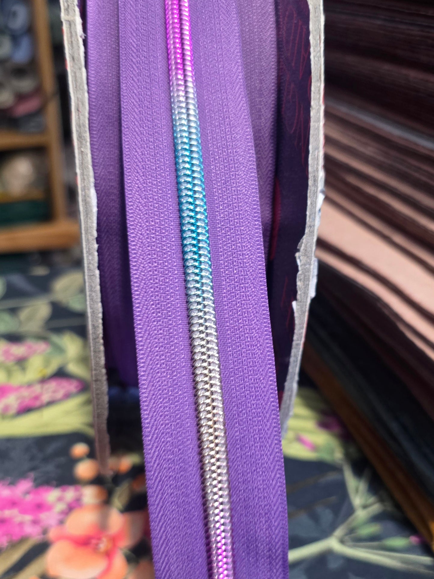 SIZE 5# Hot Purple Rainbow Teeth continuous zipper tape