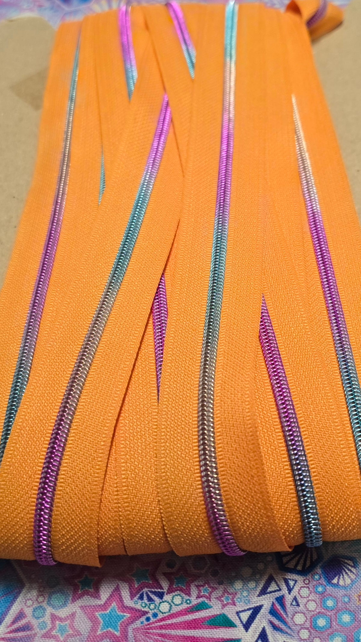 Size 3# Rainbow teeth NEON LUMI ORANGE continuous zipper tape