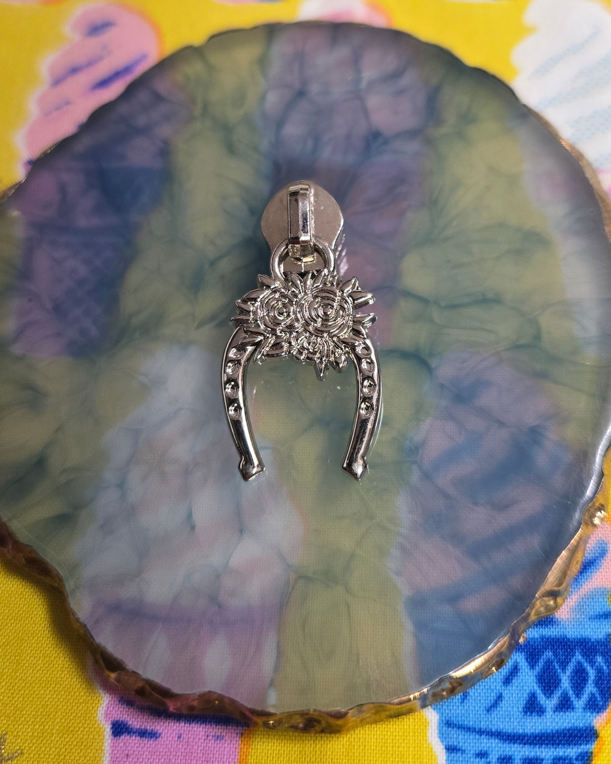 Size 5# HORSE SHOE WEDDING zip pulls SALE