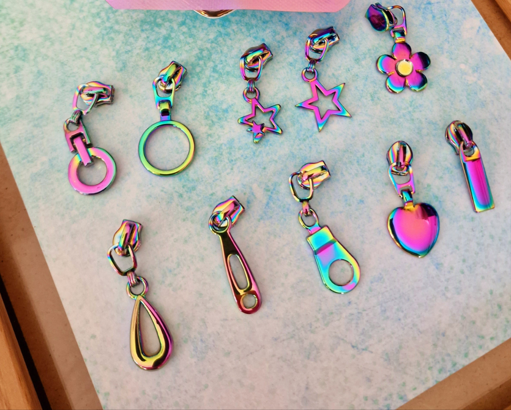 Pack of 10 mixed size 3# rainbow zip pulls