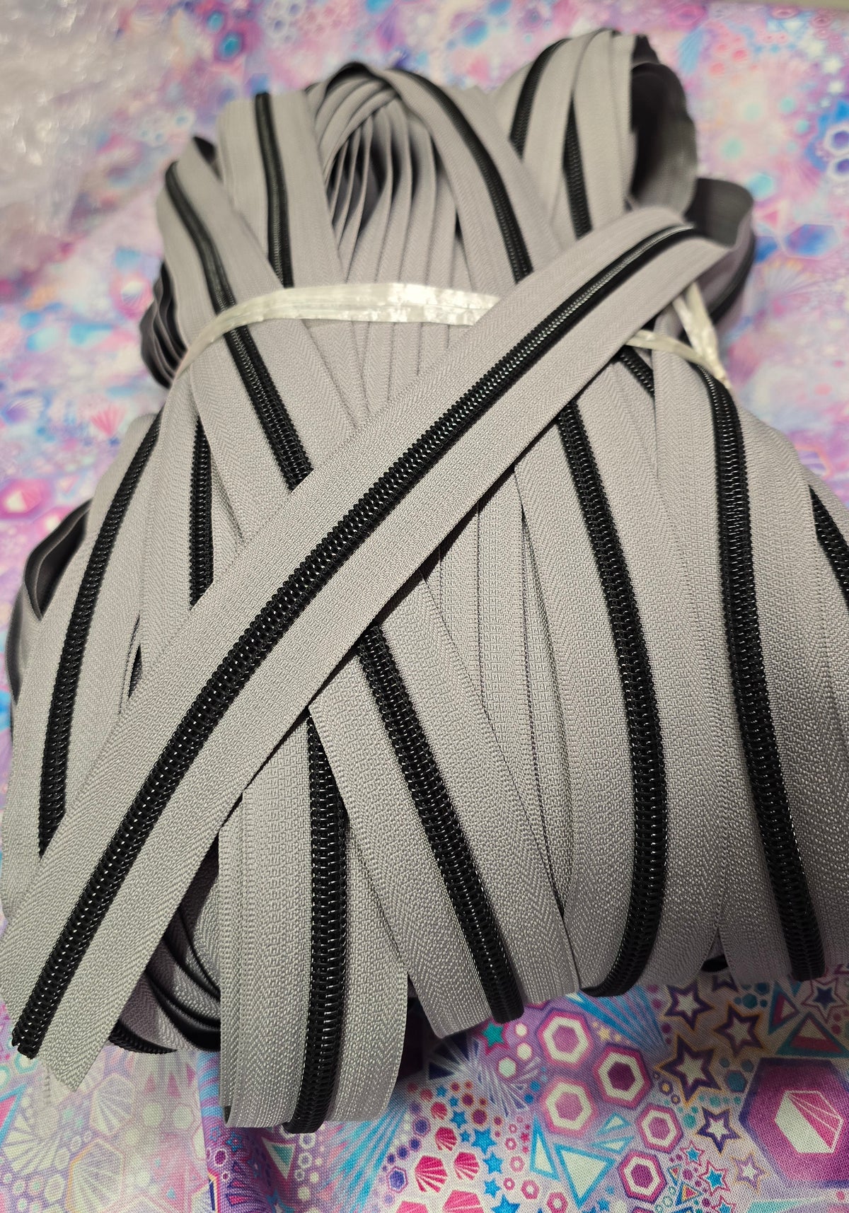 SIZE 5# NEONS GREY Black Teeth continuous zipper tape