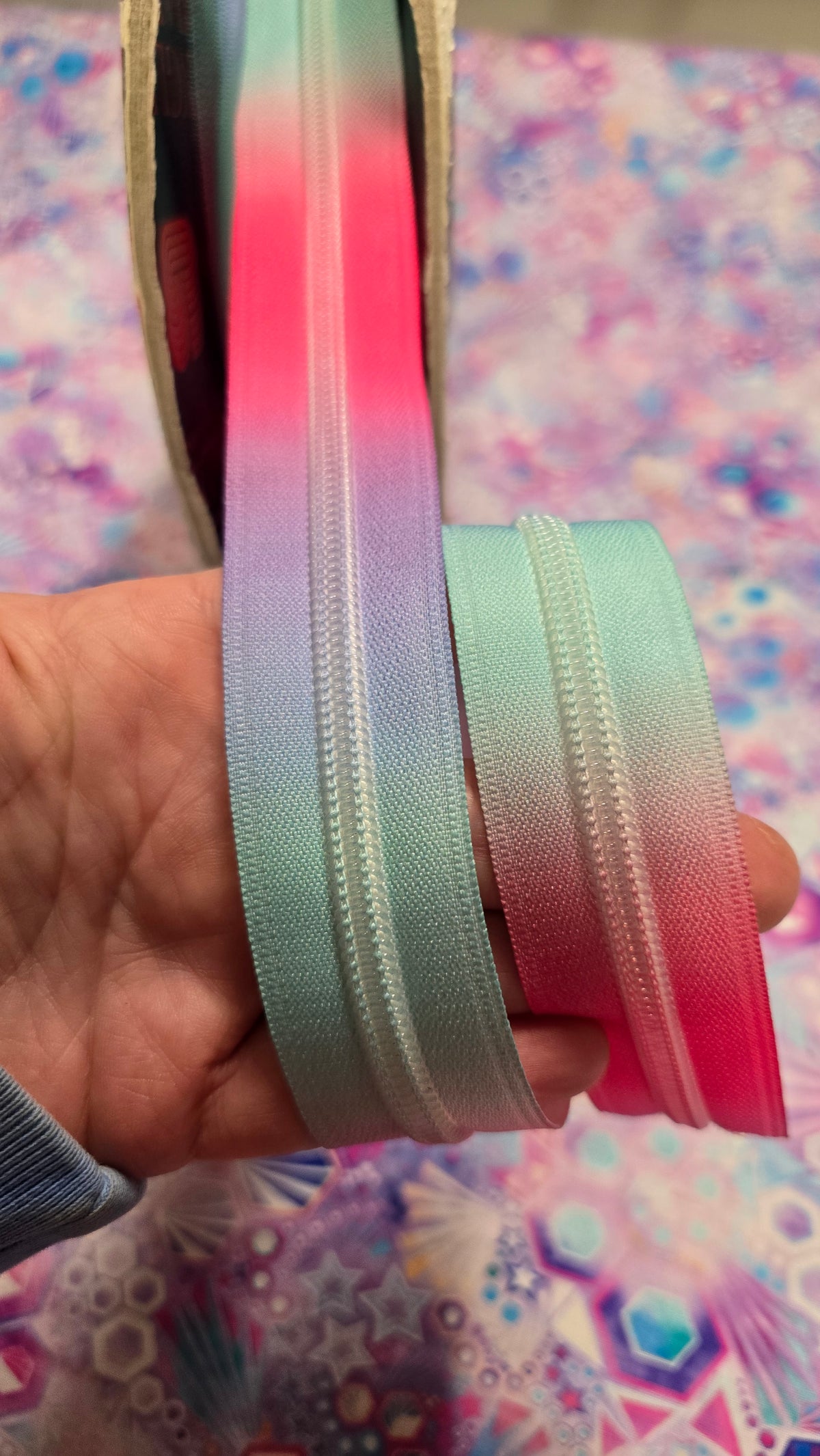SIZE 5# PASTEL Fade continuous zipper tape