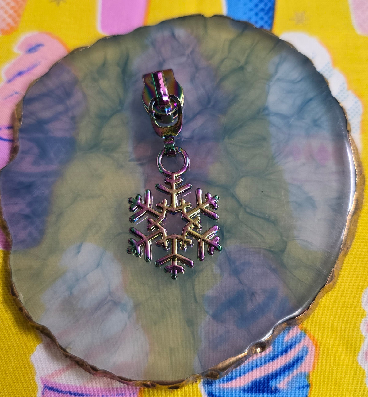 Size 5# SNOWFLAKE  zip pulls NEW