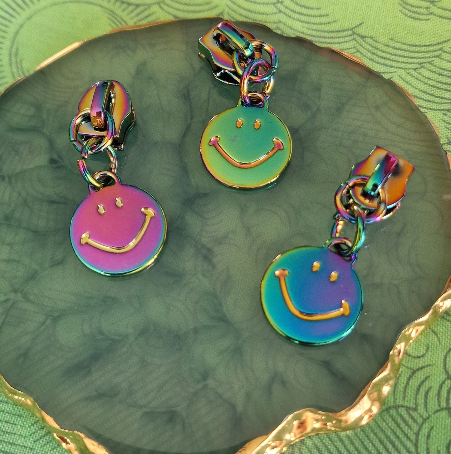 Size 5# rainbow SMILEY FACE zipper pulls