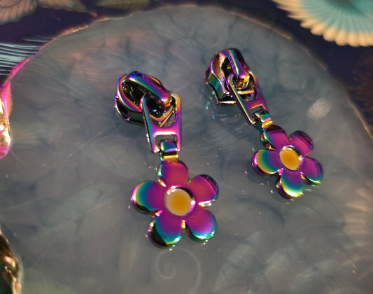 Size 5# Rainbow Chunky Flower zipper pulls