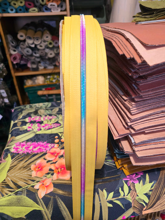 SIZE 5# Sunny Yellow Rainbow Teeth continuous zipper tape