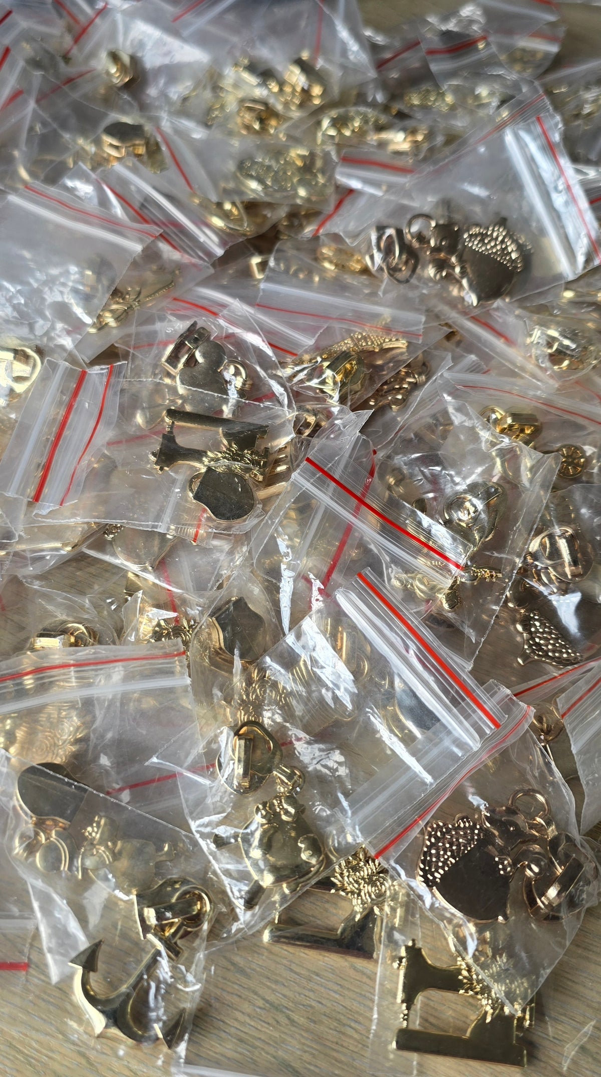 Pack of 10 RANDOM MIX pulls size 5# GLITZY GOLD