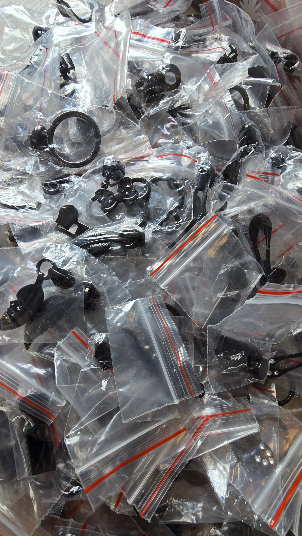 Pack of 10 RANDOM MIX size 3# GUN METAL Zip pulls