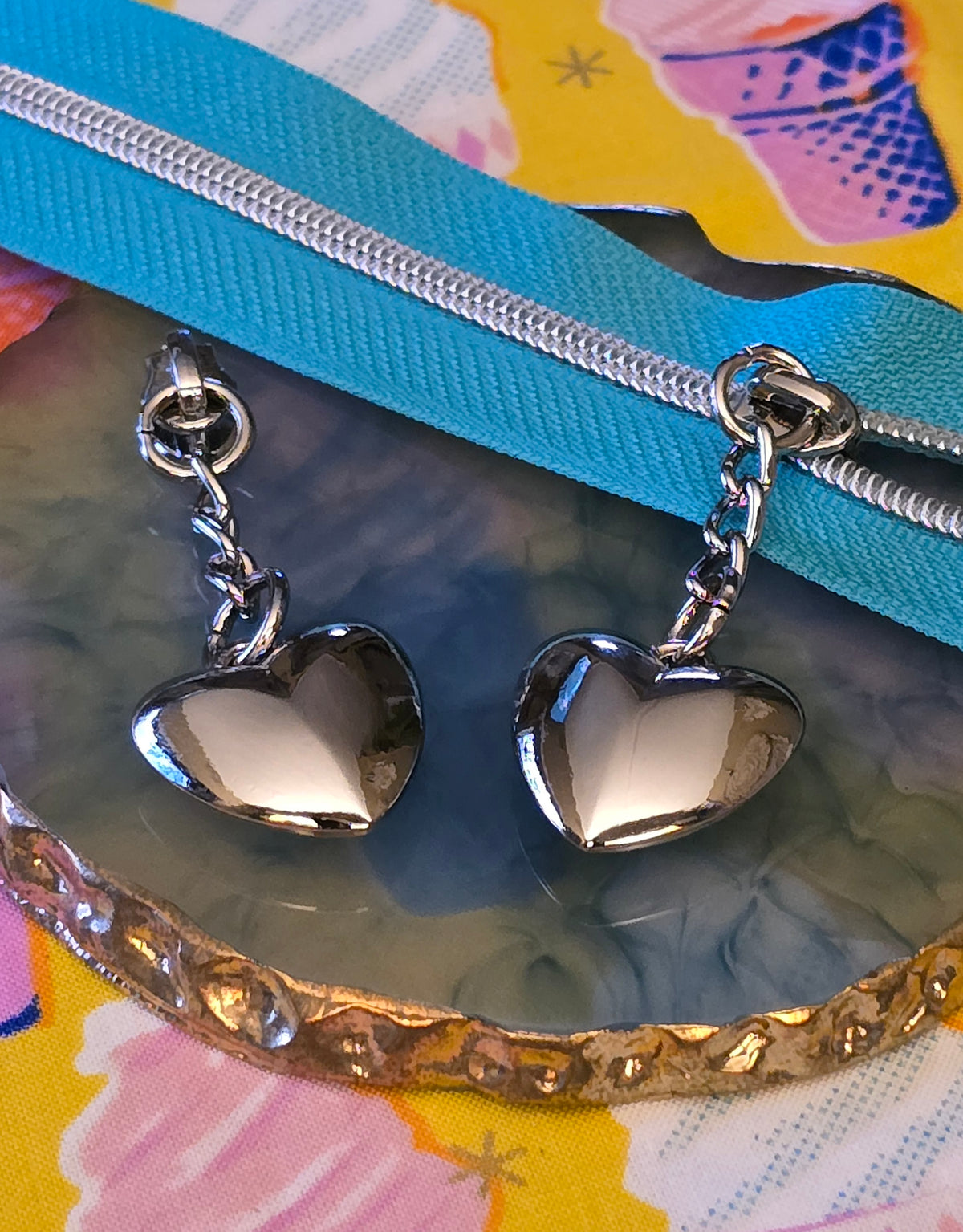 Size 3 zip pull SILVER chunky heart
