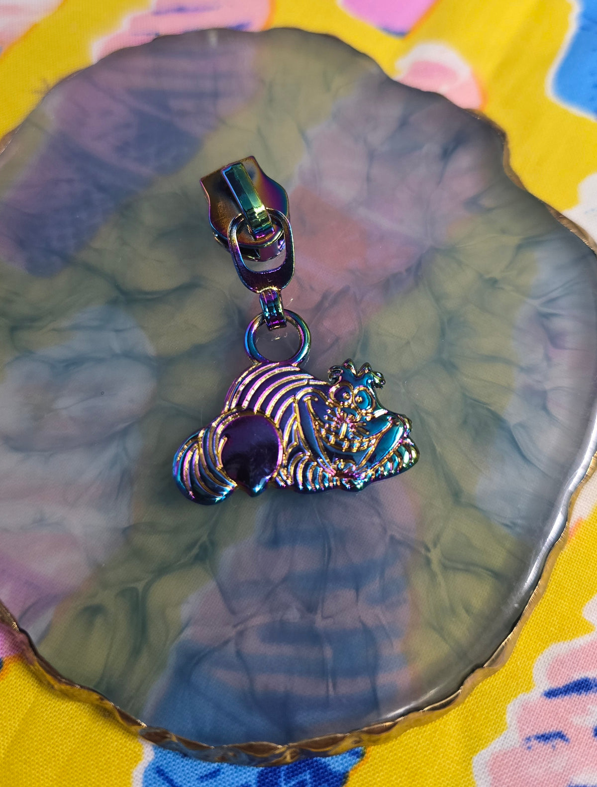 Size 5# cheshire cat design zip pulls SALE