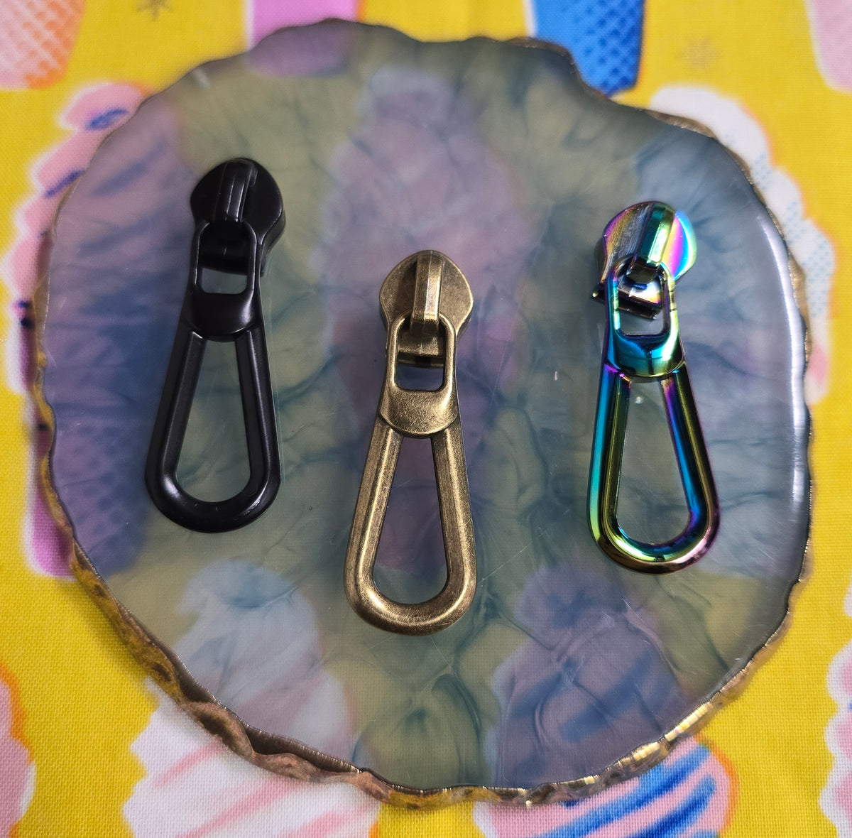 Size 5# LOOPED zip pulls NEW
