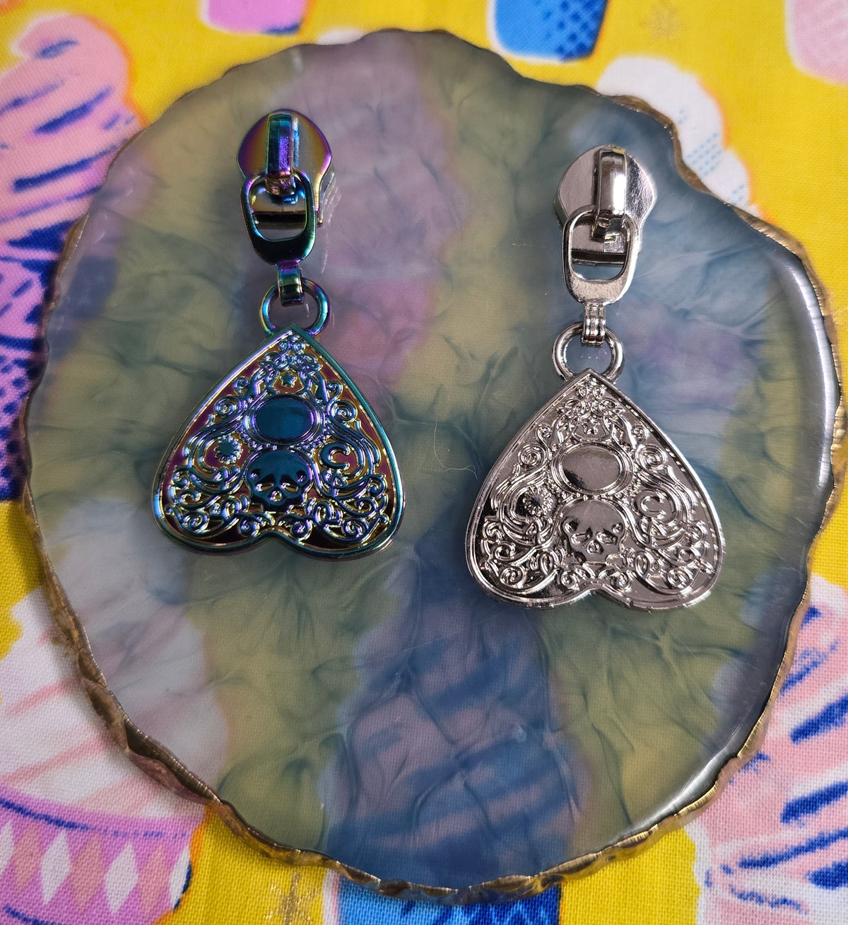 Size 5# HEART SKULL zip pulls NEW LIMITED DESIGN