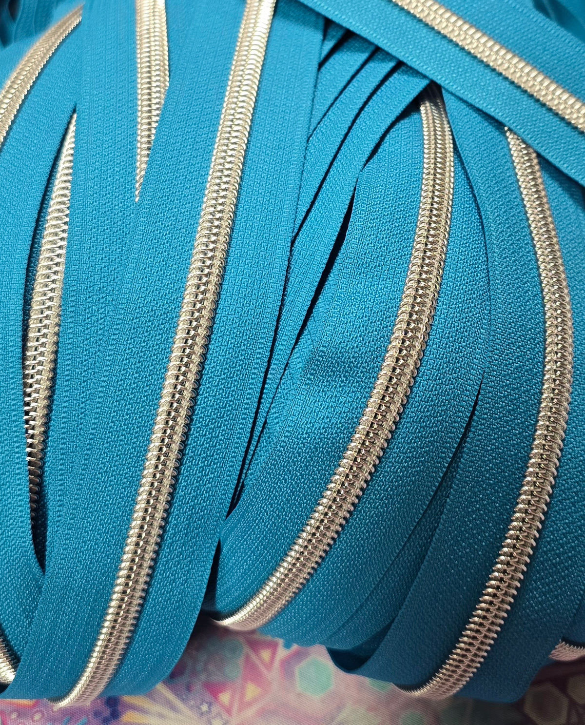 SIZE 5# SILVER Teeth ELECTRICK BLUE continuous zipper tape
