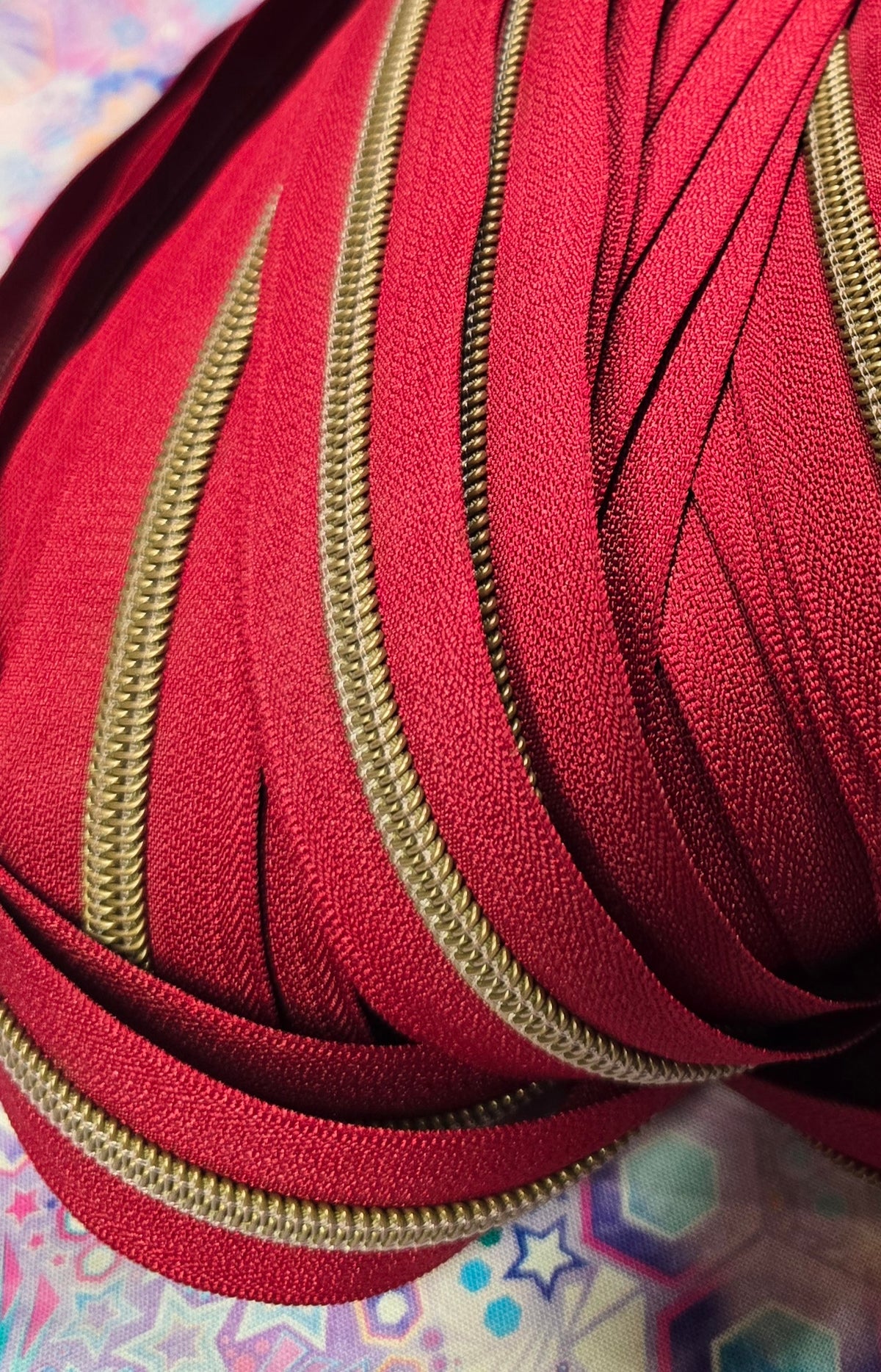 SIZE 5# DEEPEST RED Antique brass Teeth continuous zipper tape