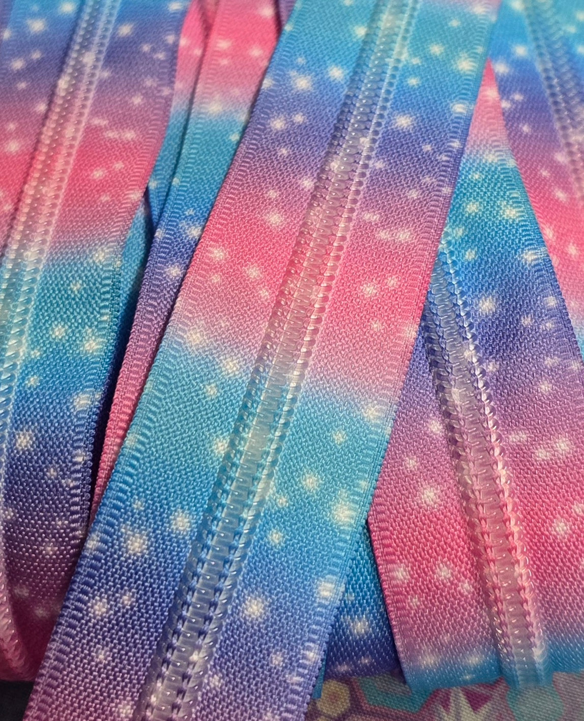 SIZE 5# PASTEL STARS  continuous zipper tape