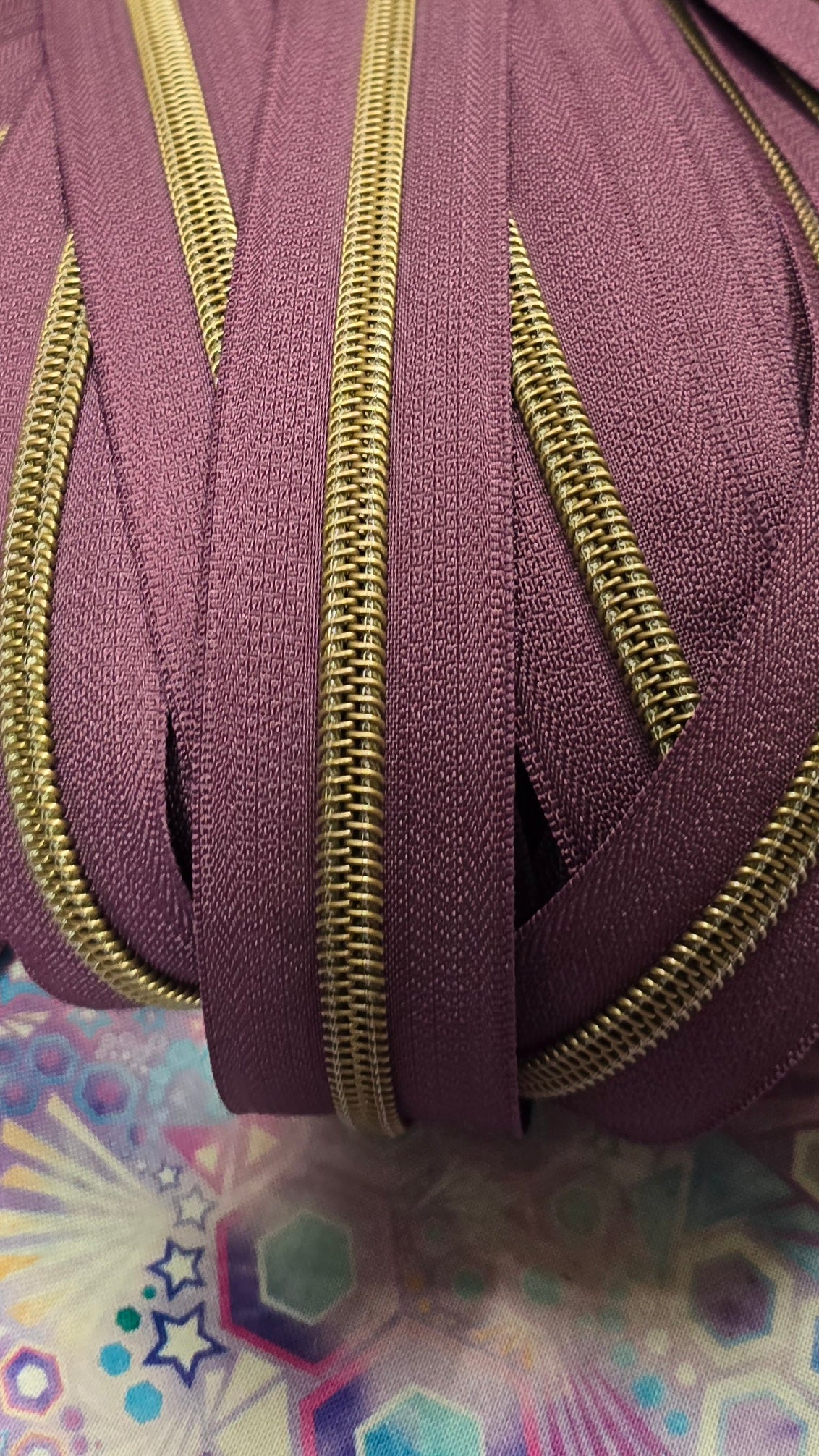 SIZE 5# Mulled Mauve Antique brass Teeth continuous zipper tape