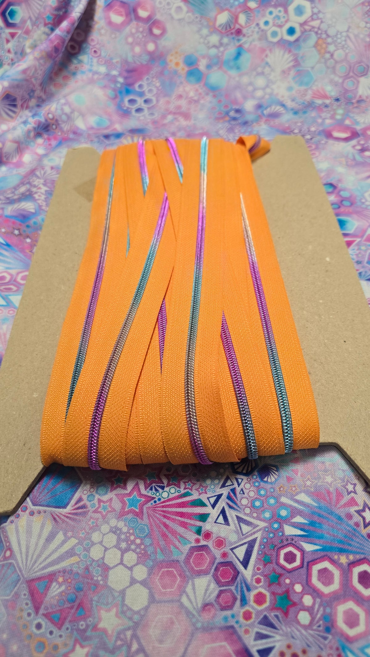Size 3# Rainbow teeth NEON LUMI ORANGE continuous zipper tape
