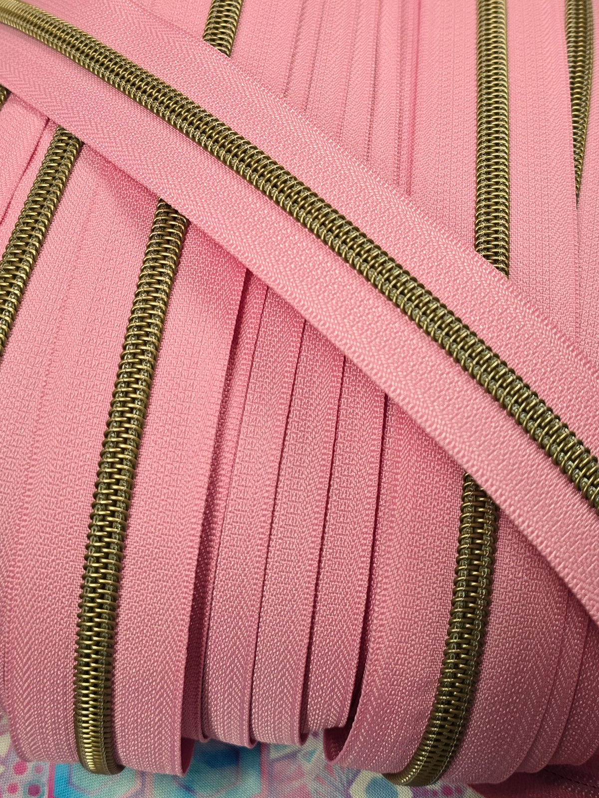 SIZE 5# SWEET PINK Antique brass Teeth continuous zipper tape