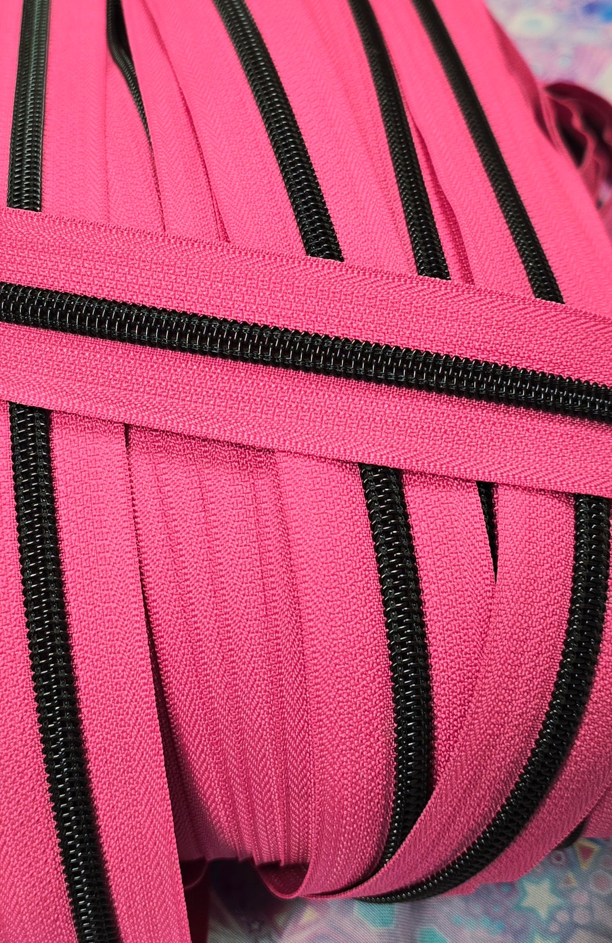 SIZE 5# NEONS BARBIE PINK Black Teeth continuous zipper tape
